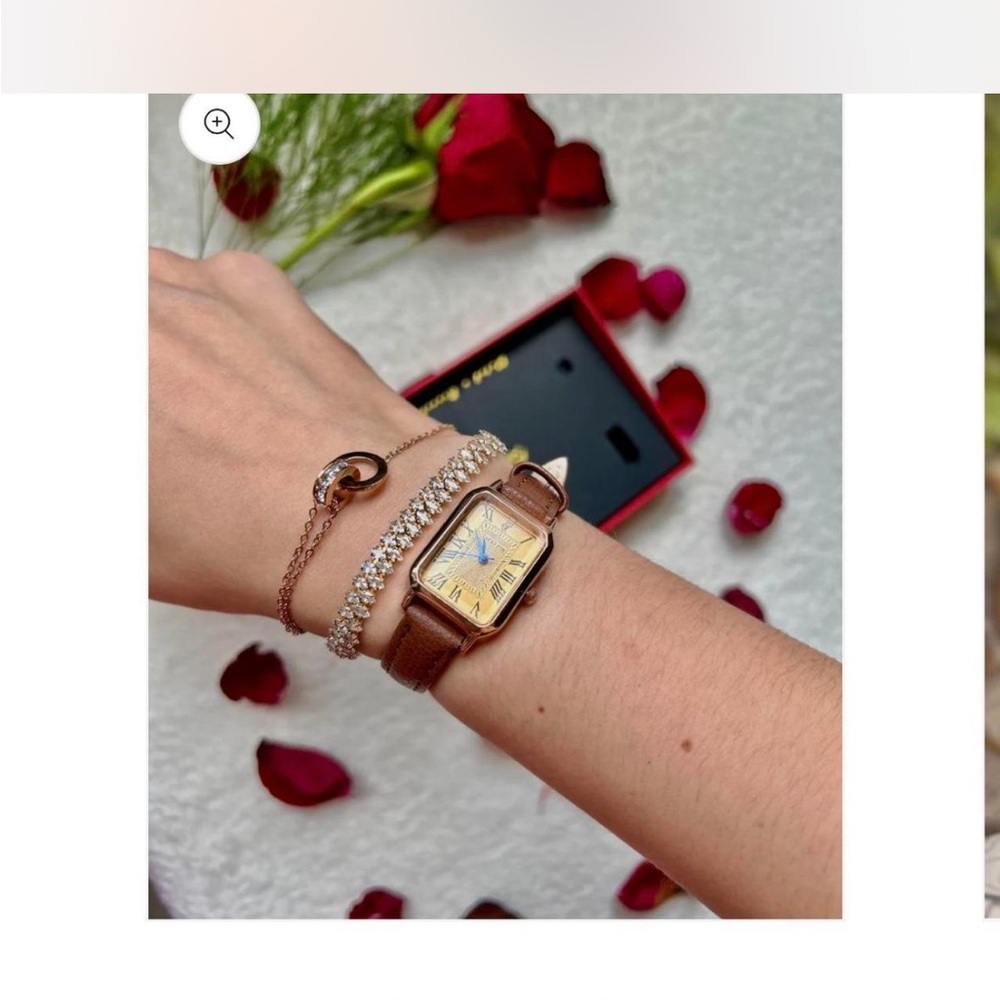 Vintage Gold-Tone Watch